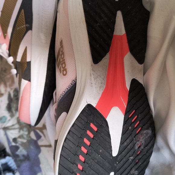 Adidas Adizero pink size 9 - Picture 3 of 5